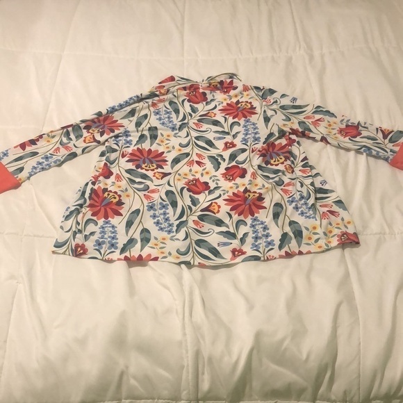 Bob Mackie wearable art light floral jacket with many colors to elbow length - Picture 7 of 8